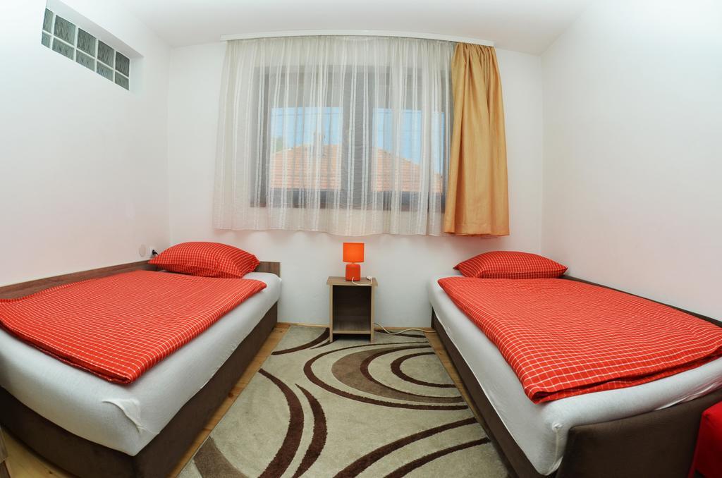 Apartments Dino Sarajevo Eksteriør bilde